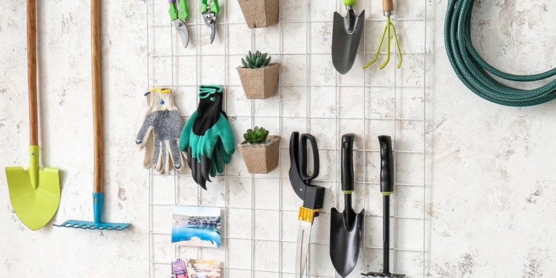 Accessories & storage