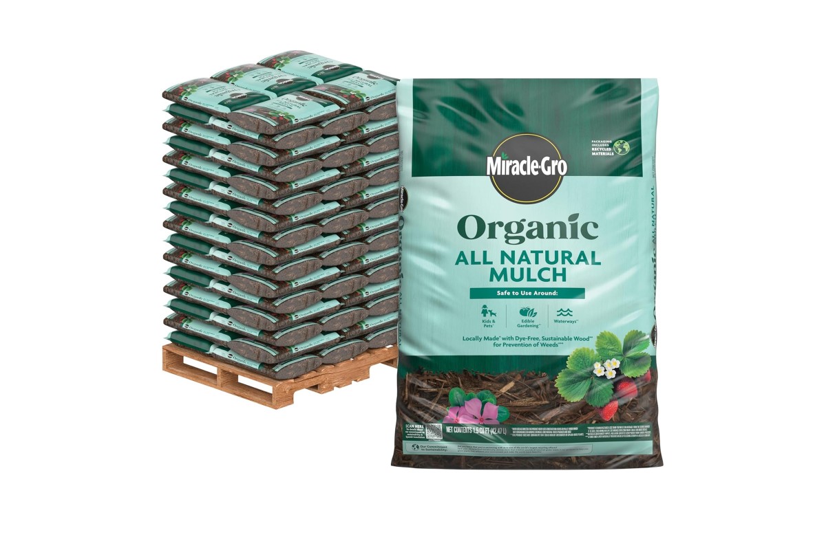 Miracle-Gro Organic All Natural Mulch for Landscaping